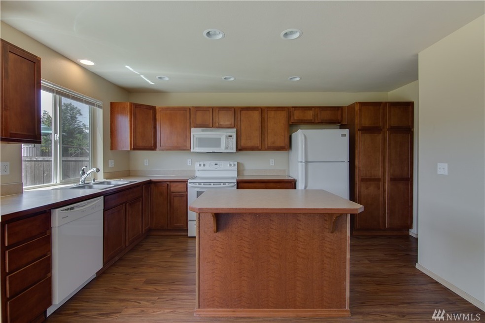 1401 Riddell Ave NE, Orting, WA 98360 - photo 1