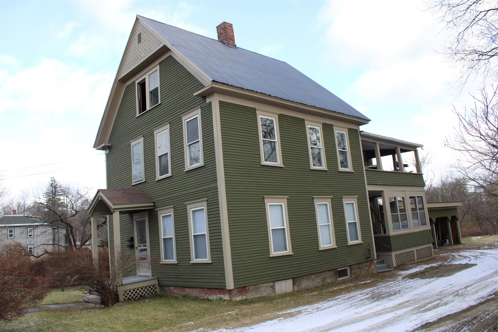80 Saint Mary St, Saint Johnsbury, VT 05819 - photo 1
