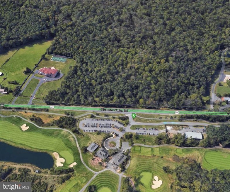 4710 Pleasant Valley Rd, Chantilly, VA 20151 - photo 1