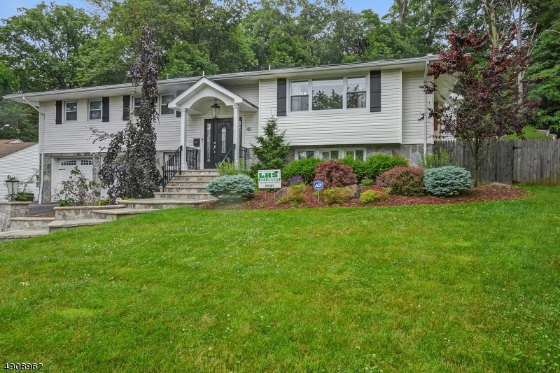 40 Rumson Rd, Livingston, NJ 07039 - photo 1