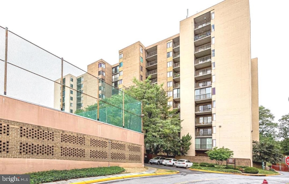 For Sale $200,000 • Co-Listing Agent
