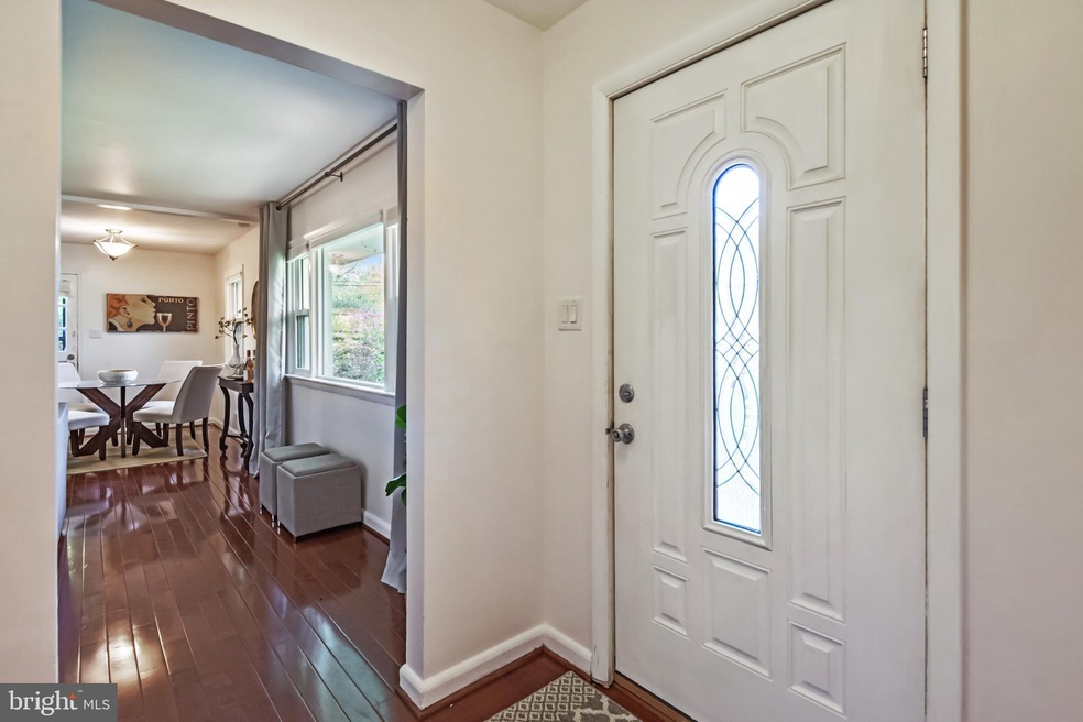 6613 Beddoo St, Alexandria, VA 22306 - photo 1