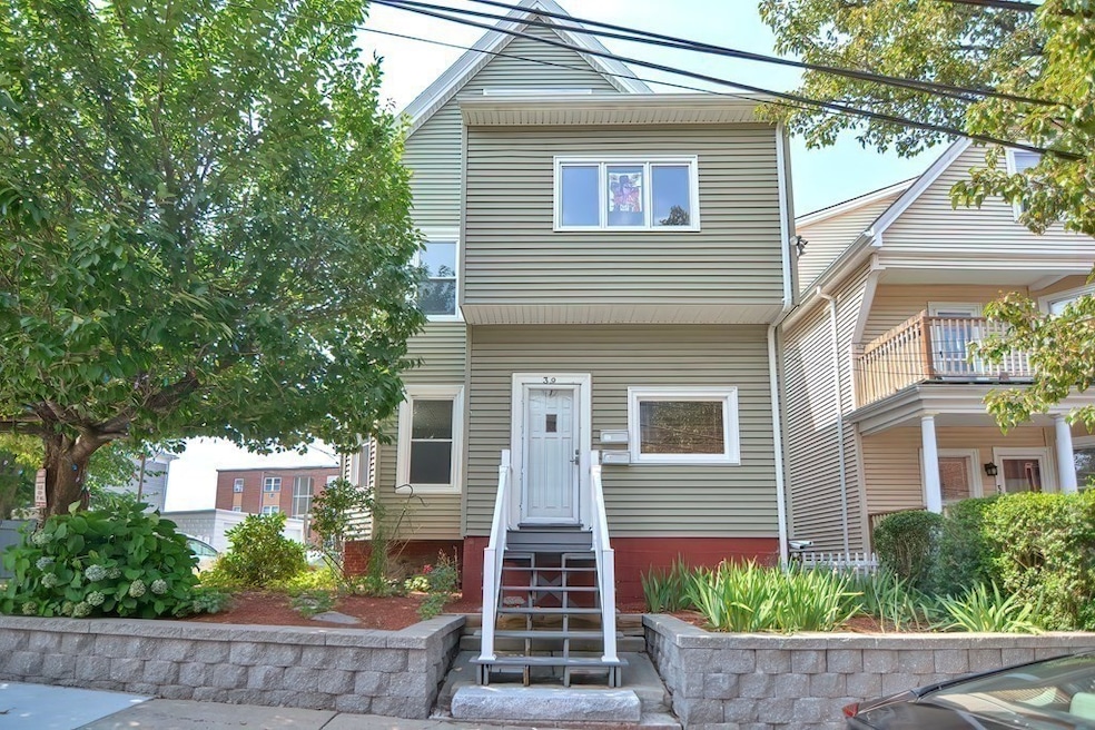 39 Crocker St, Somerville, MA 02143 - photo 1