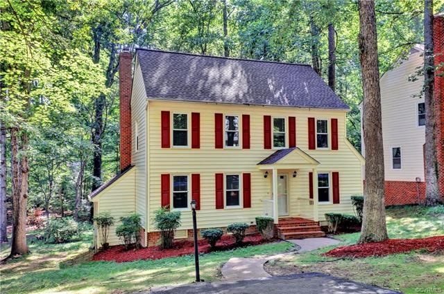 Front Exterior W/Vinyl Siding!