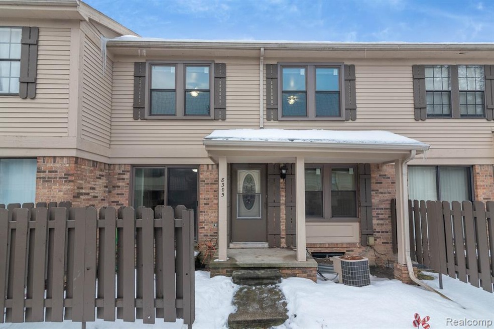 02_Front_Exterior_mls.jpg