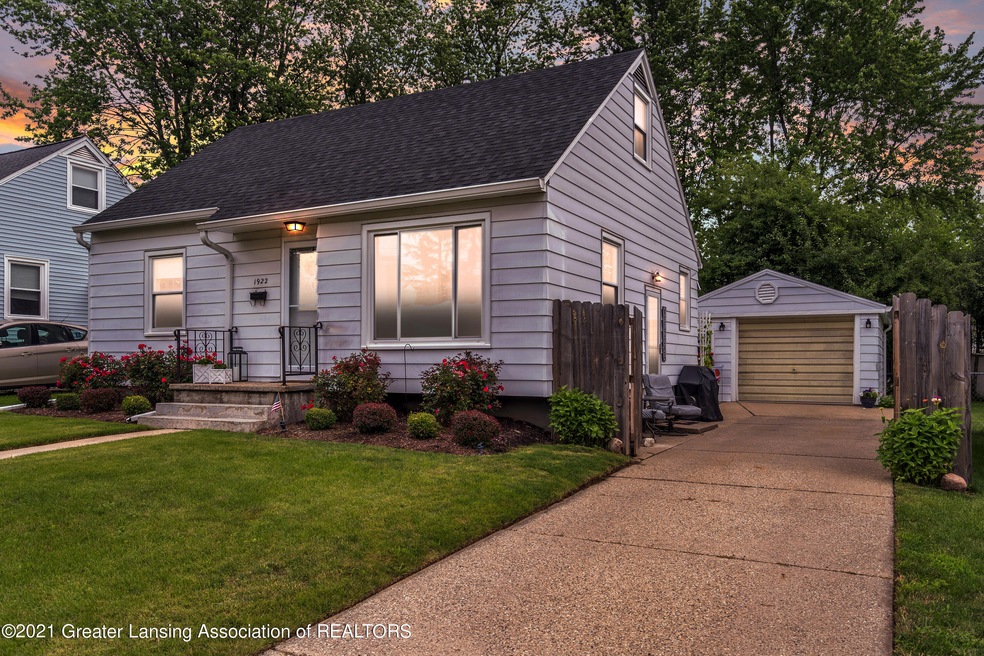 1922 Victor Ave, Lansing, MI 48910 - photo 1