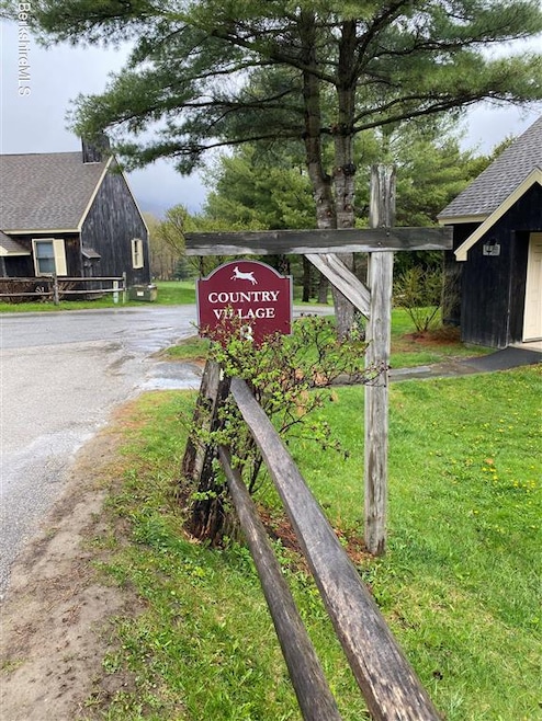 Country Village #85