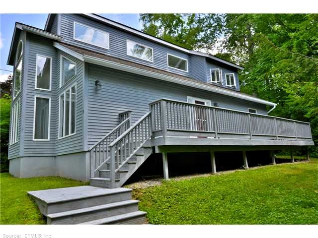 15 Barrie Rd, East Hampton, CT 06424 - photo 1