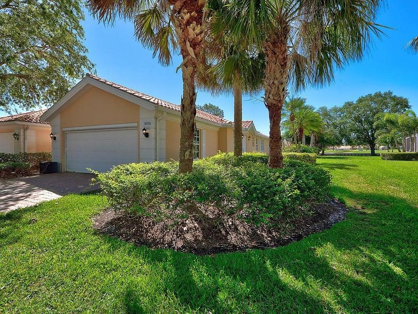 1036 SW Tamarrow Place