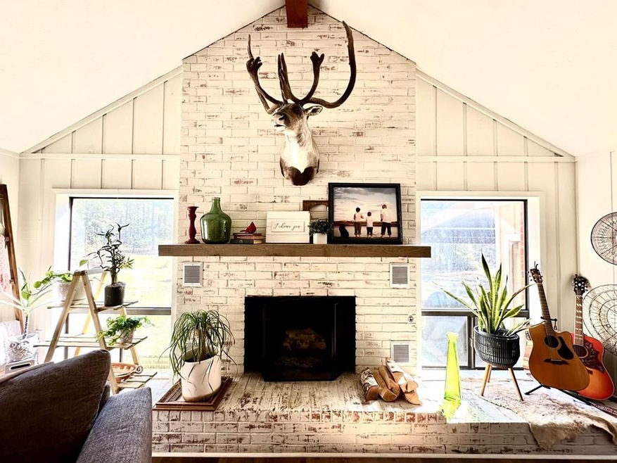 1106 Hawthorne Dr, McComb, MS 39648 - photo 1