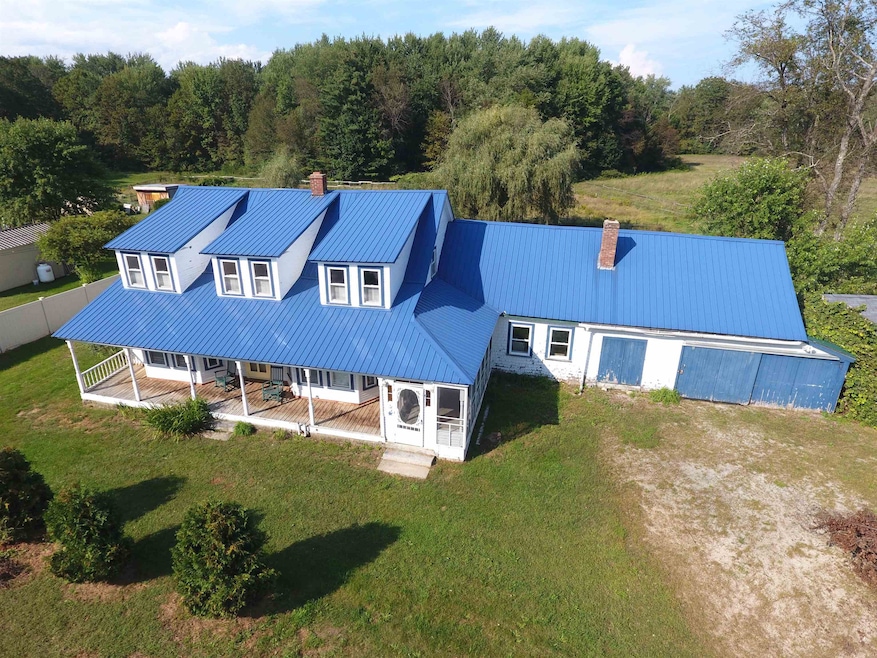 721 Whittier Rd, Tamworth, NH 03890 - photo 1