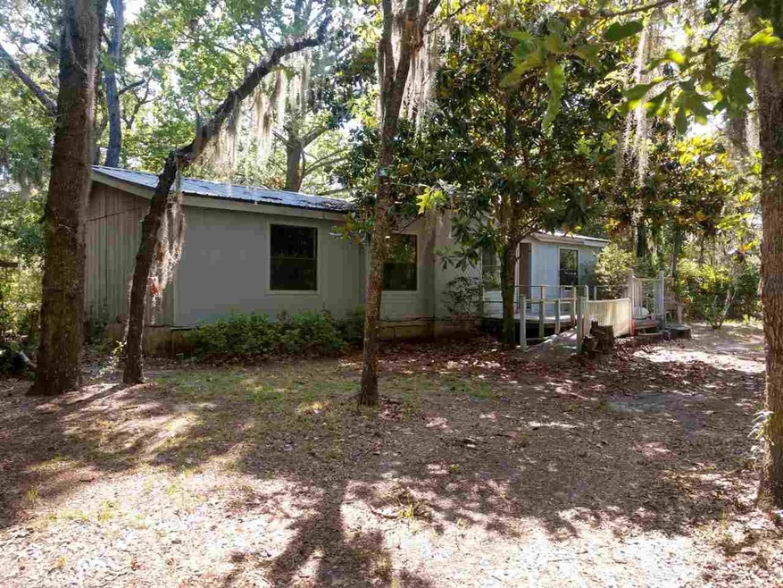 17520 E Royal Oak Dr, Perry, FL 32348 - photo 1