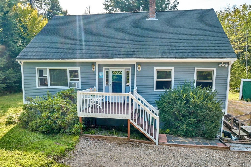 9 Tupeck Ln, Center Tuftonboro, NH 03816 - photo 1