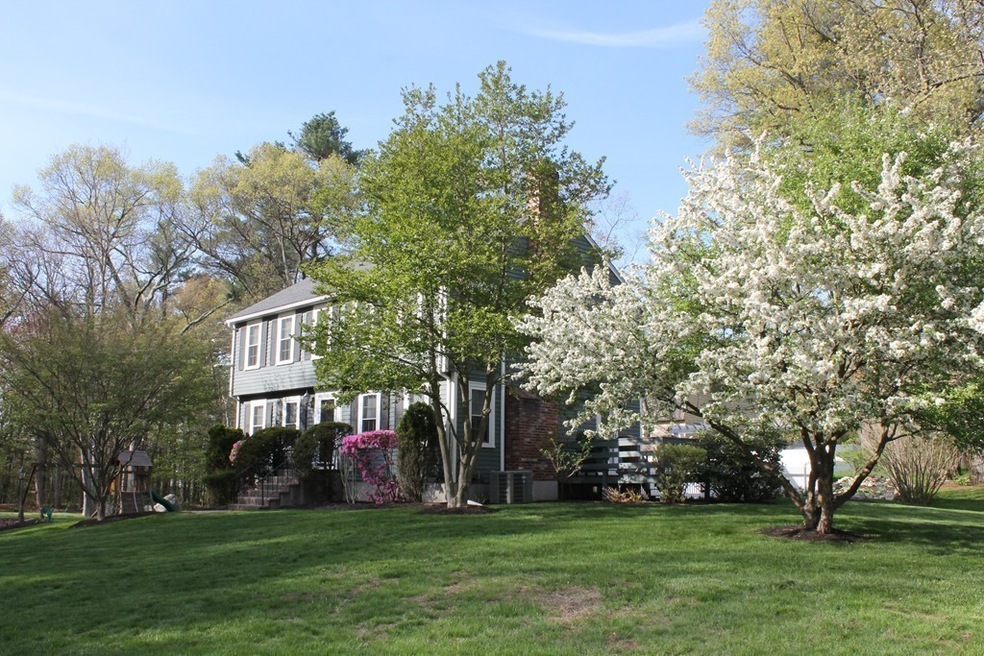 1 Castle Rd, Medway, MA 02053 - photo 1