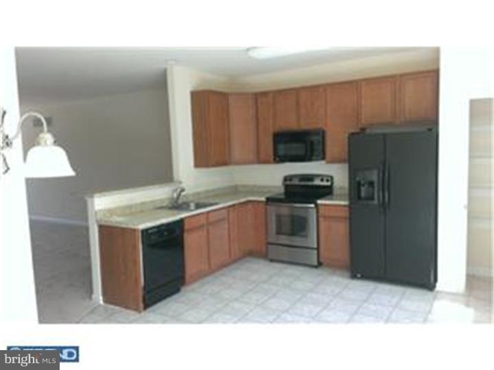 506 Boxwood Ln unit 101, Woodbury, NJ 08096 - photo 1