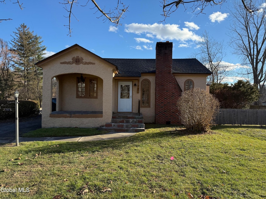 152 E State St unit Ext, Gloversville, NY 12078 - photo 1