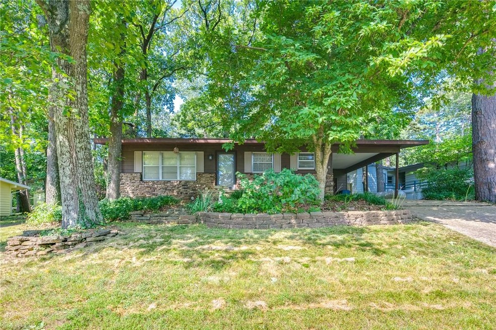 18 Grisham Cir, Bella Vista, AR 72715 - photo 1