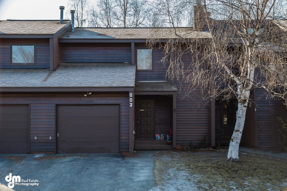 802 W 80th Ave Anchorage AK-large-003-Ex