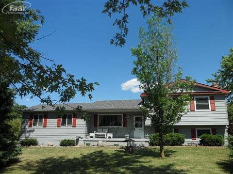 6543 Seymour Rd, Swartz Creek, MI 48473 - photo 1