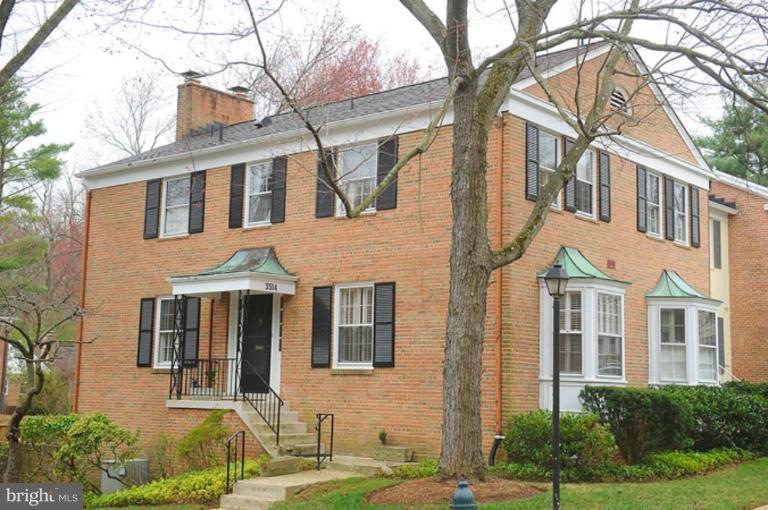 3514 Hamlet Place, Chevy Chase, MD 20815 - photo 1