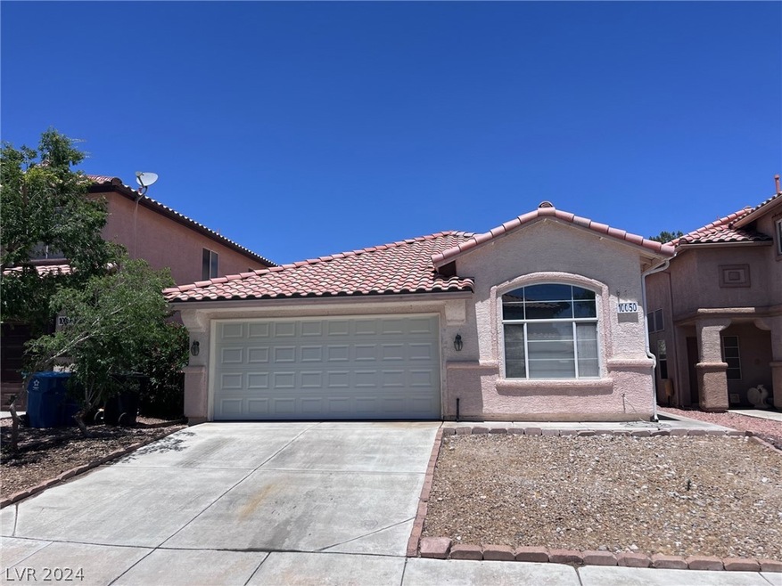 10050 Yellow Canary Ave, Las Vegas, NV 89117 - photo 1
