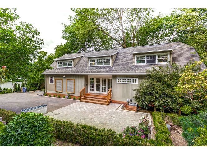 2251 Summit Dr, Lake Oswego, OR 97034 - photo 1