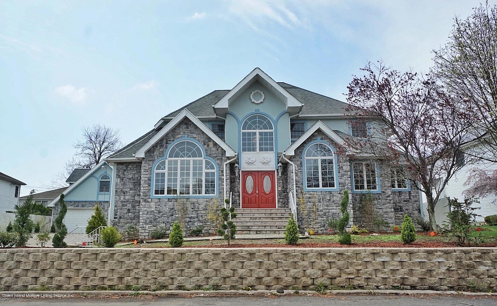 128 Meade Loop, Staten Island, NY 10309 - photo 1