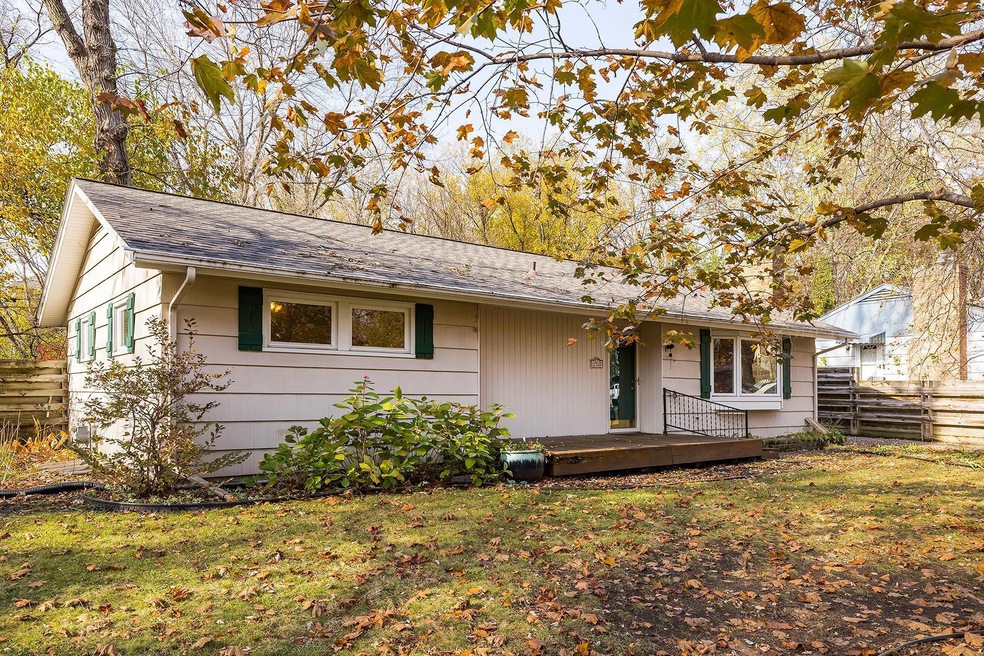 4912 West Ln, Minnetonka, MN 55345 - photo 1