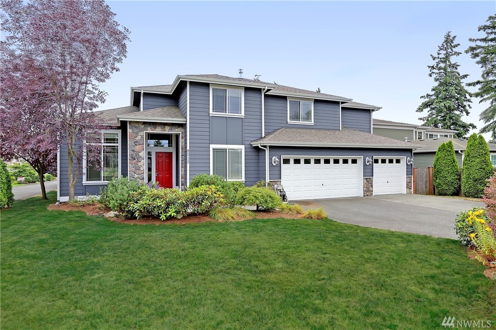 8212 234th St SW, Edmonds, WA 98026 - photo 1