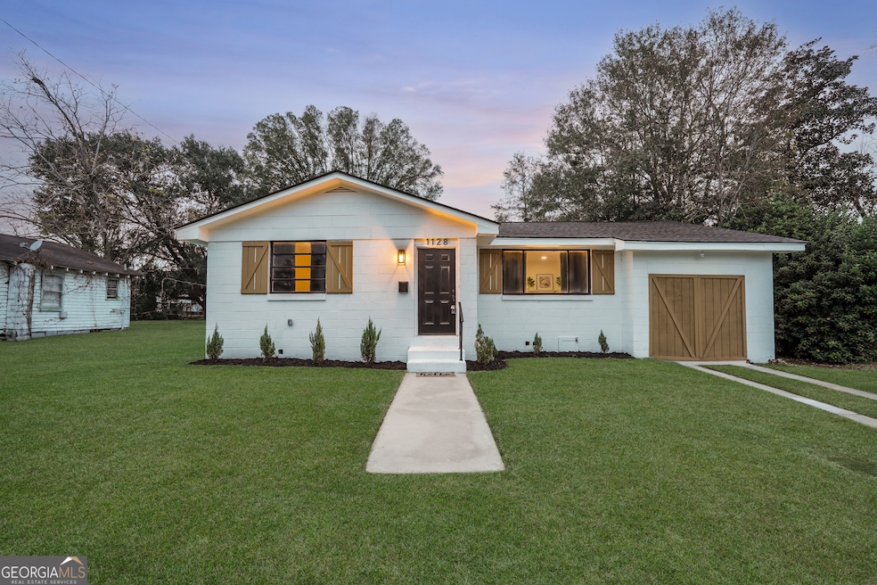 1128 W 49th St, Savannah, GA 31405 - photo 1