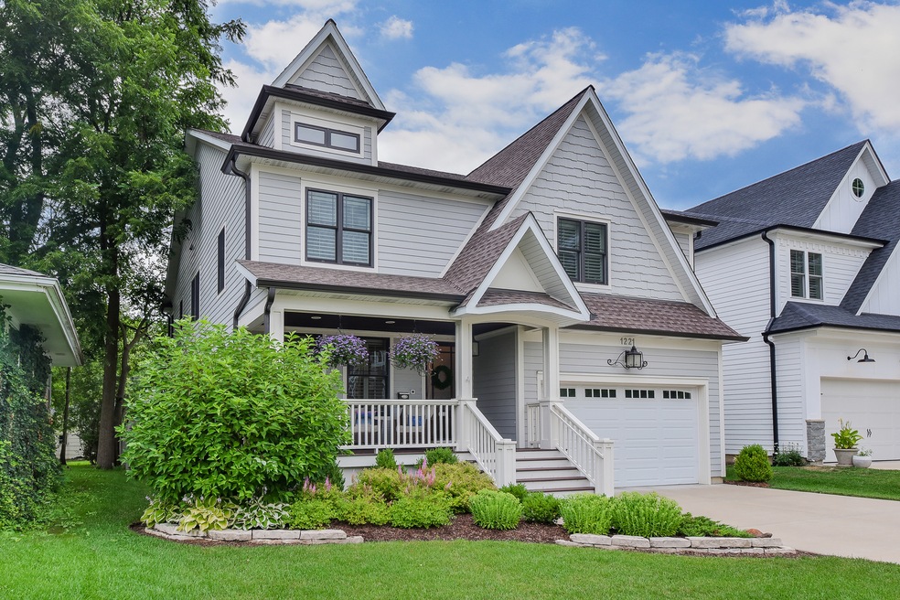 1221 N Main St, Naperville, IL 60563 - photo 1