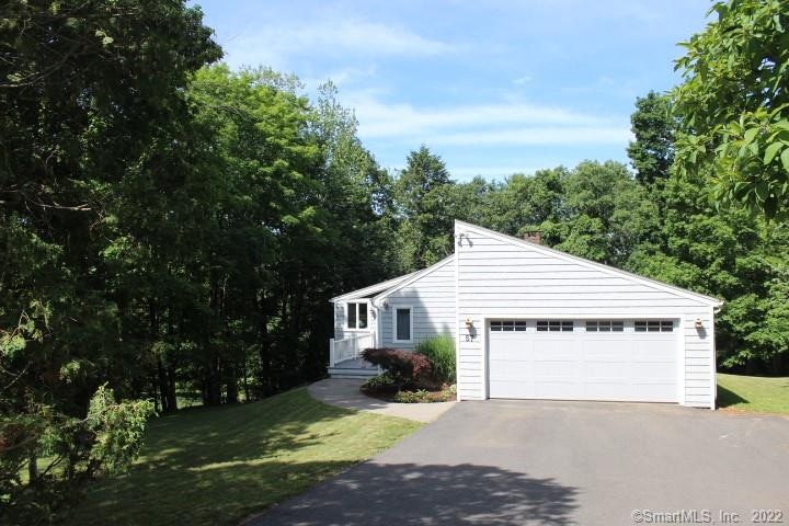 57 Bayberry Rd, Glastonbury, CT 06033 - photo 1