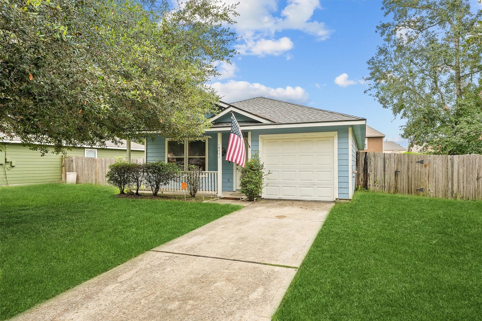 16771 Fallen Timbers Dr, Conroe, TX 77385 - photo 1