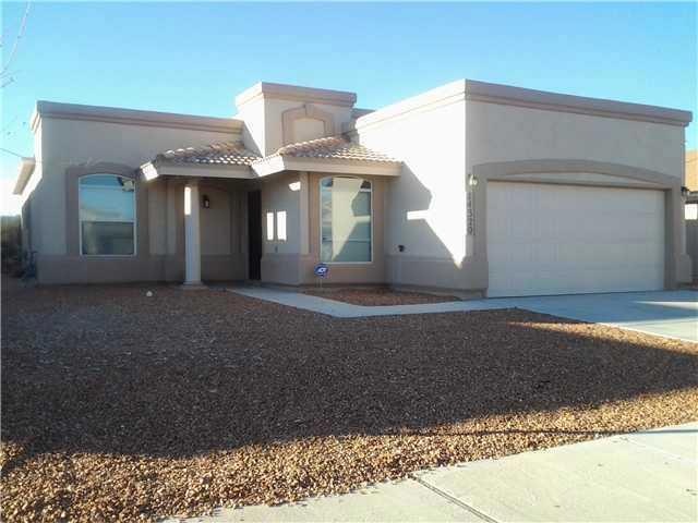 14320 Desert Sage Dr, Horizon City, TX 79928 - photo 1