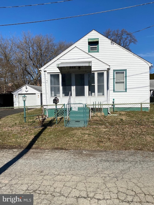 2405 Willow Dr, Wilmington, DE 19804 - photo 1