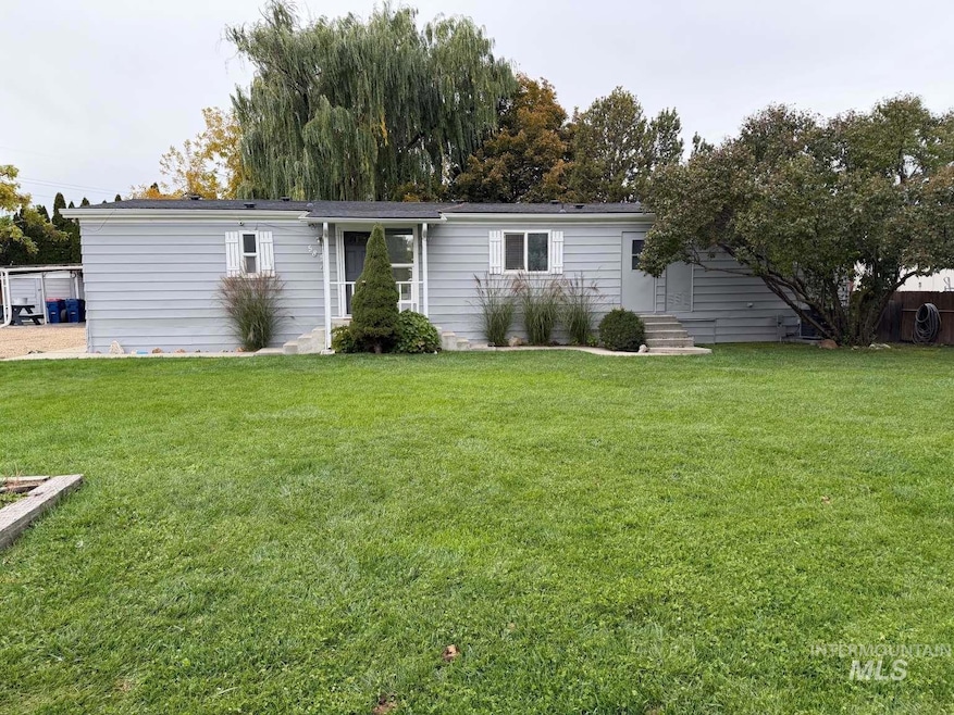 585 Conover St, Eagle, ID 83616 - photo 1