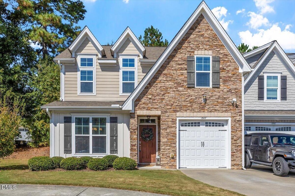 Pending $405,000 • Co-Listing Agent