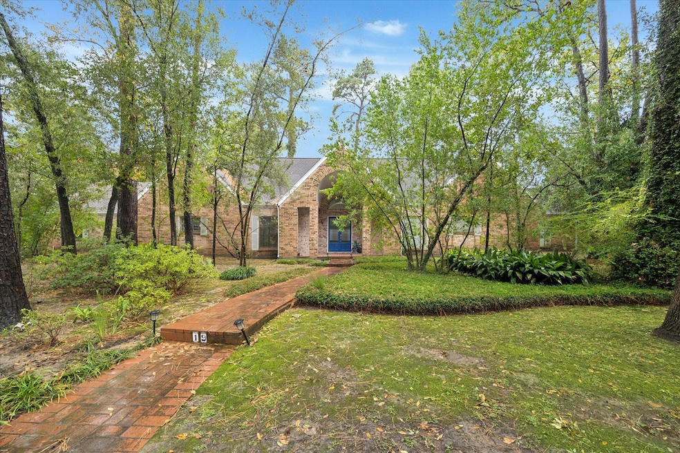 19 Thornhill Oaks Dr, Houston, TX 77015 - photo 1