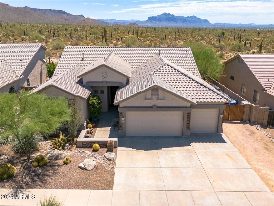 03-Aerial front of home