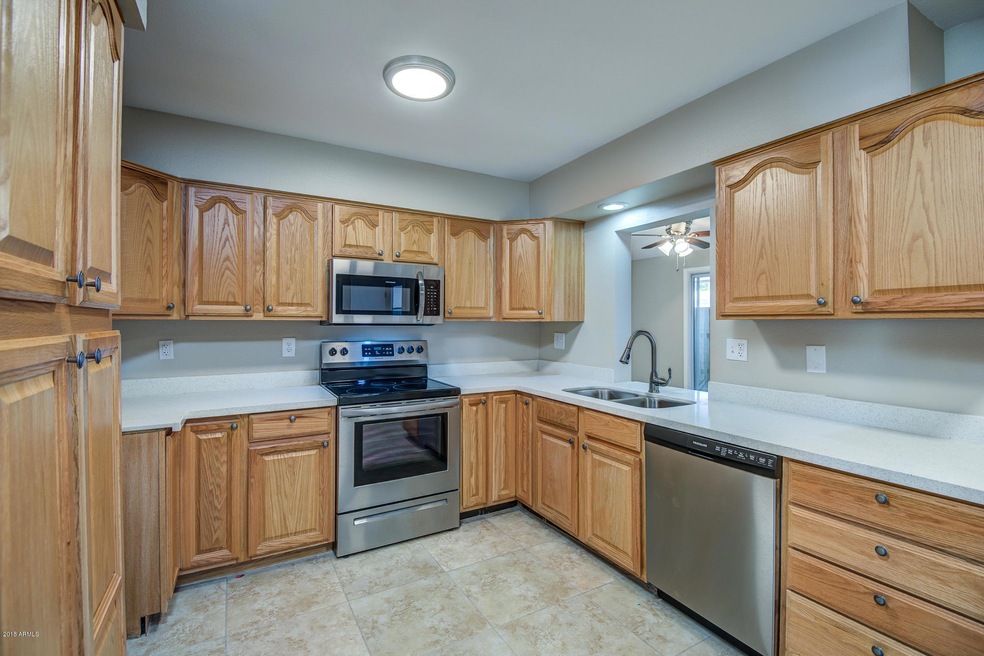 11019 W Thunderbird Blvd unit 15B, Sun City, AZ 85351 - photo 1