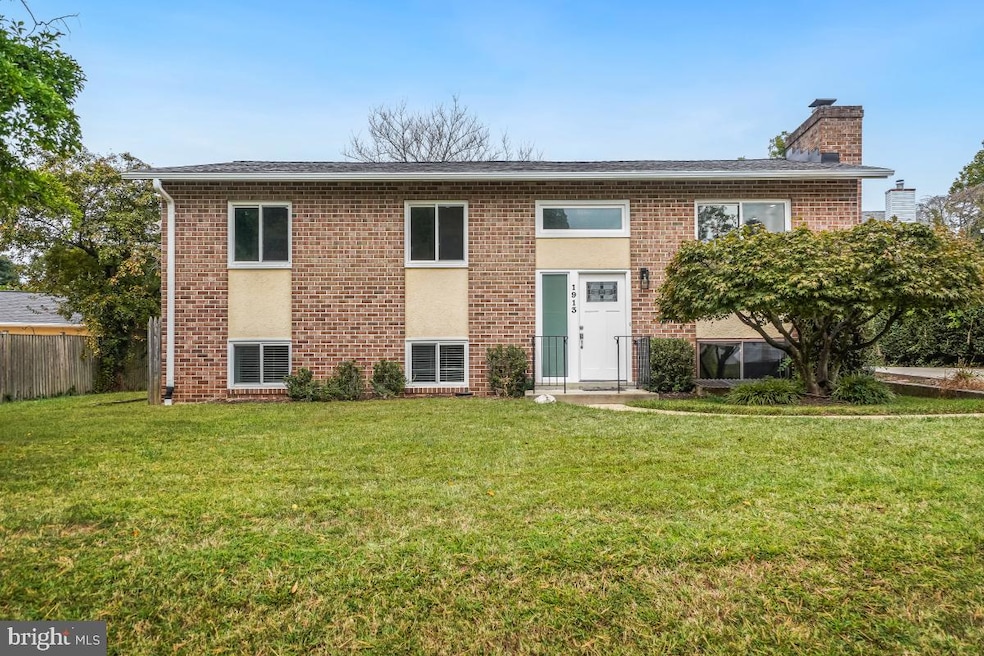 Under Contract $649,900