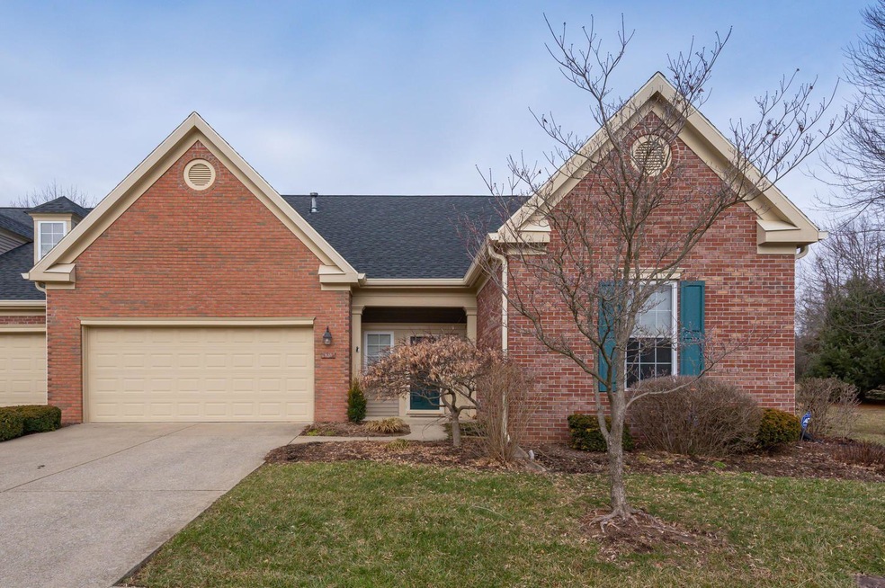 816 S Fieldcrest Ct, Bloomington, IN 47401 - photo 1