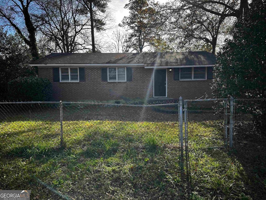 118 Avalon Rd, Macon, GA 31217 - photo 1