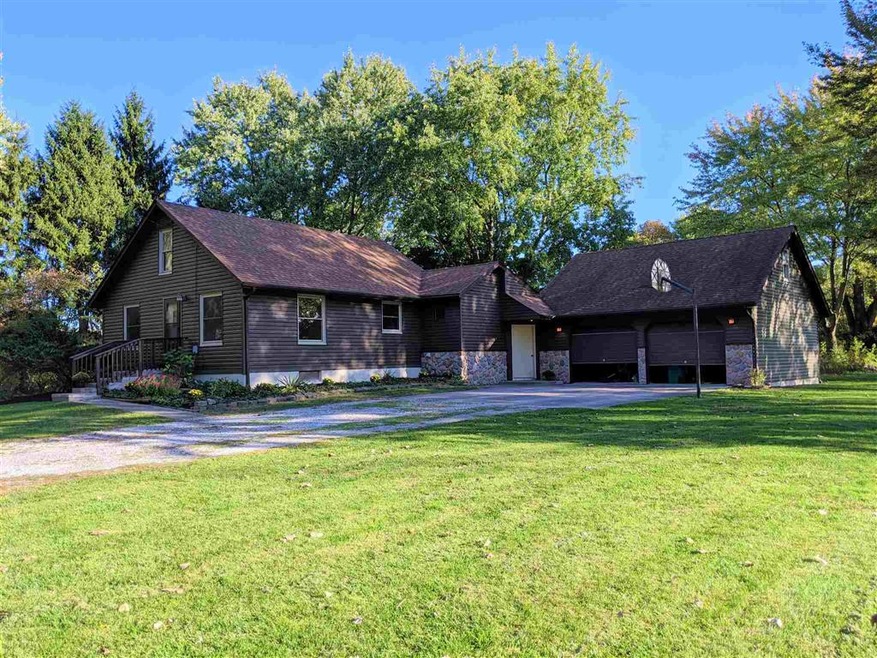 10617 Kress Rd, Roanoke, IN 46783 - photo 1