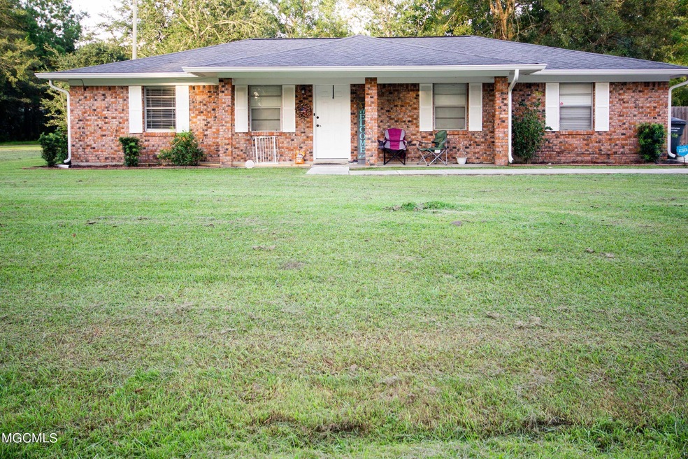 9741 Donchester Cir, Moss Point, MS 39562 - photo 1