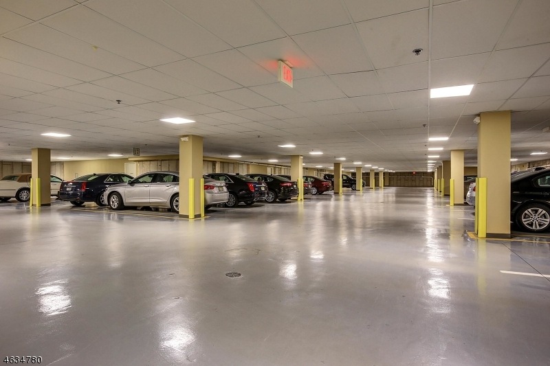 3105 Enclave Cir unit 3105, Somerset, NJ 08873 - photo 1