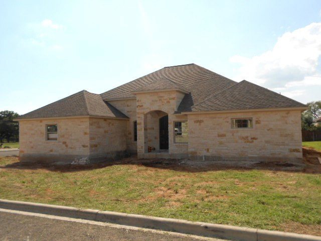1202 Kyle Ln, Fredericksburg, TX 78624 - photo 1