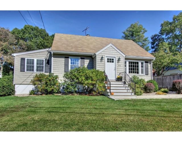 82 Burroughs Rd, Fairfield, CT 06824 - photo 1