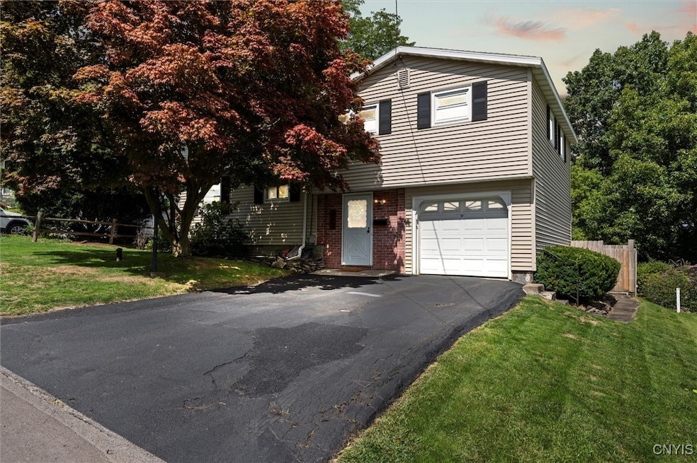 Sold $227,000 • Co-Listing Agent