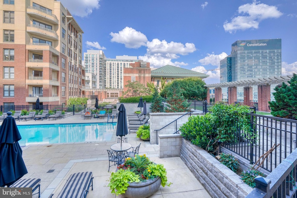 717 President St, Baltimore, MD 21202 - photo 1